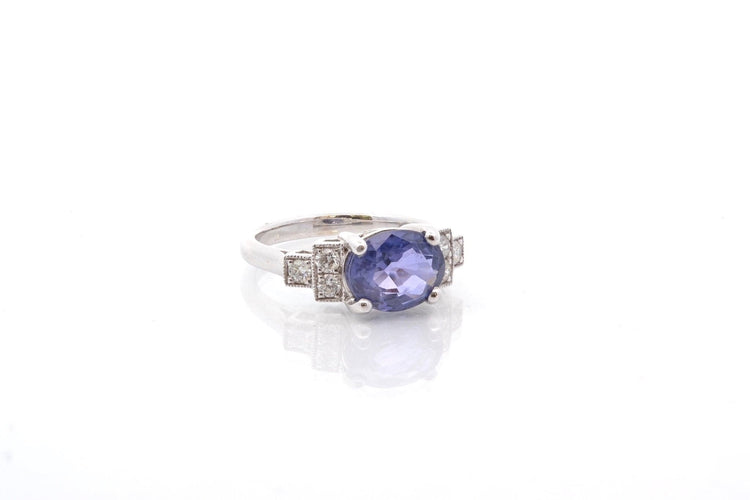 Bague 53 Bague en or blanc 18k au saphir de Ceylan et diamants 58 Facettes 23834 / 23852