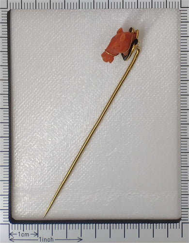 Épingle à cravate tête de cheval en corail en or jaune 18K 58 Facettes 24057-0275