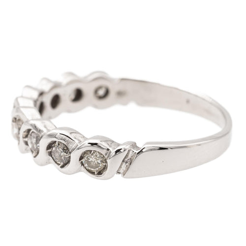 Bague 52 Bague demi-alliance en or blanc 18 carats et diamants 58 Facettes 2405915CN