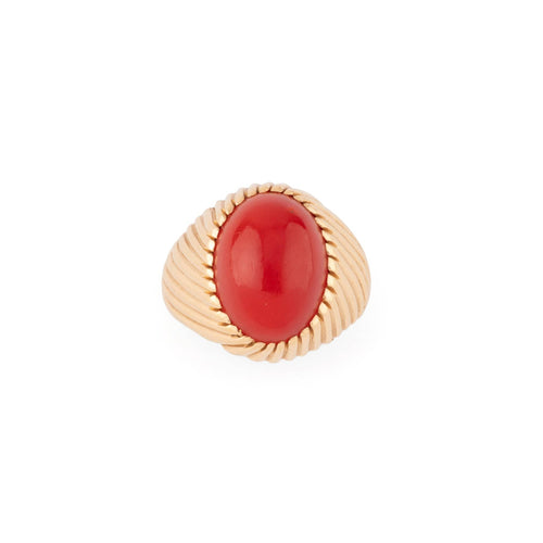 Bague 58 Bague chevalière cabochon corail en or jaune 14k 58 Facettes 1