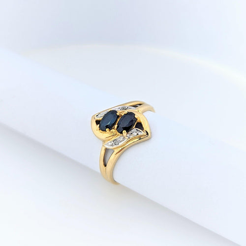 Bague 55 Bague en or jaune 18 carats avec diamants et saphirs 58 Facettes 24509