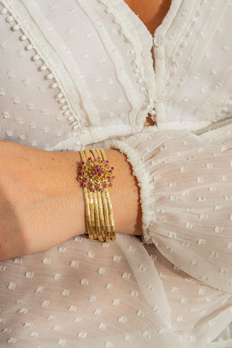 Bracelet Bracelet fleur en or jaune 18 carats et rubis 58 Facettes 2461100CN