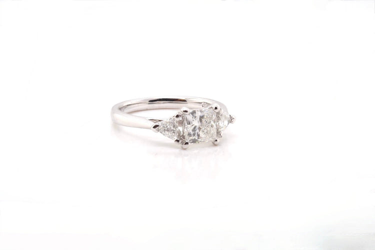 Bague 52 Bague en or blanc 18k avec diamants 58 Facettes 24992/24941
