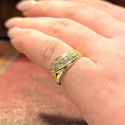 Bague 53 Bague en or jaune 18 carats et diamants 58 Facettes 25028