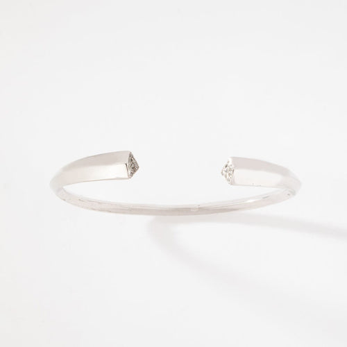 Bracelet Bracelet jonc ouvert serti de diamants en or gris 18k 58 Facettes 1