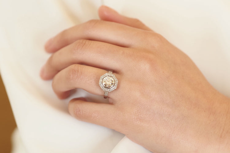 Bague 53 Bague en platine avec diamant 1,40 ct et diamants 58 Facettes 25144-26280