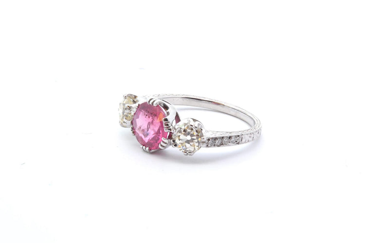 Bague 53 Bague en platine saphir rose et diamants, taille 53 58 Facettes 24833 25204