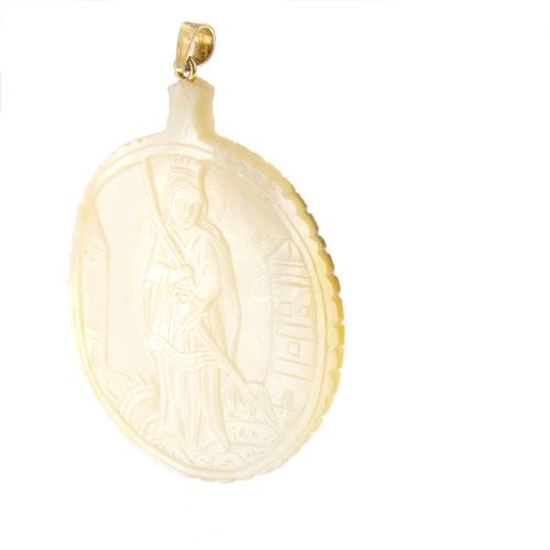 Pendentif Pendentif rond en nacre sculptée et or jaune 18 ct 58 Facettes 25488-1