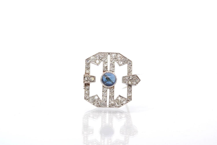 Broche Broche Art déco en platine avec saphir cabochon et diamants 58 Facettes 25539