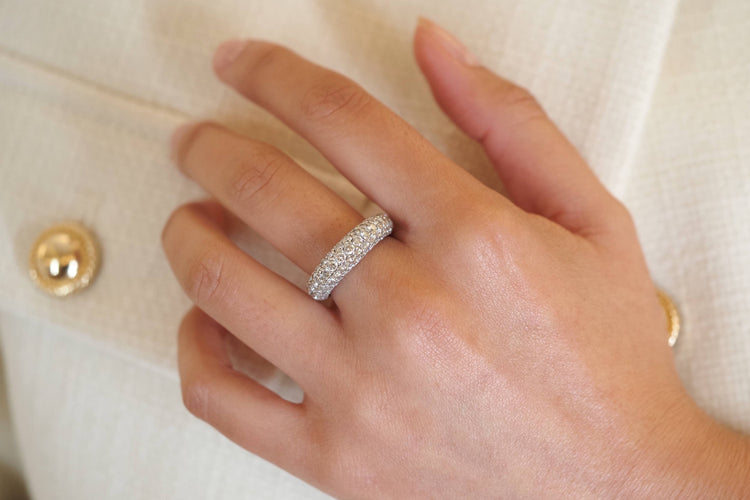 Bague 54 Bague jonc en or blanc 18k avec diamants 58 Facettes 26851