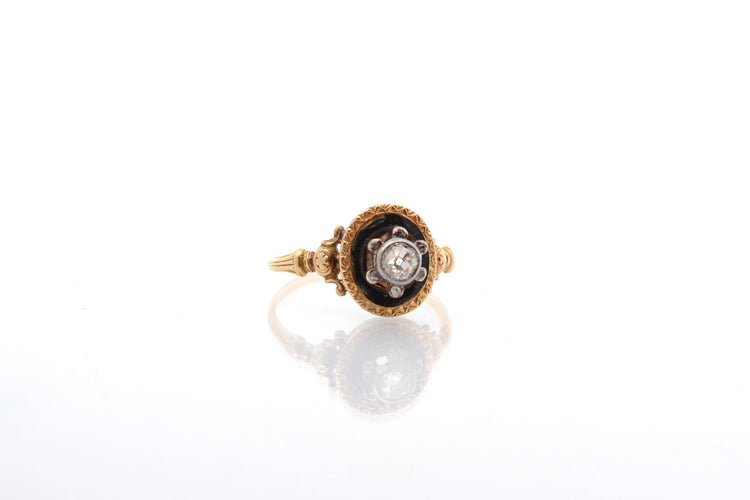 Bague 57 Bague ancienne 1900 en or jaune 18k, diamants et émail 58 Facettes 25968