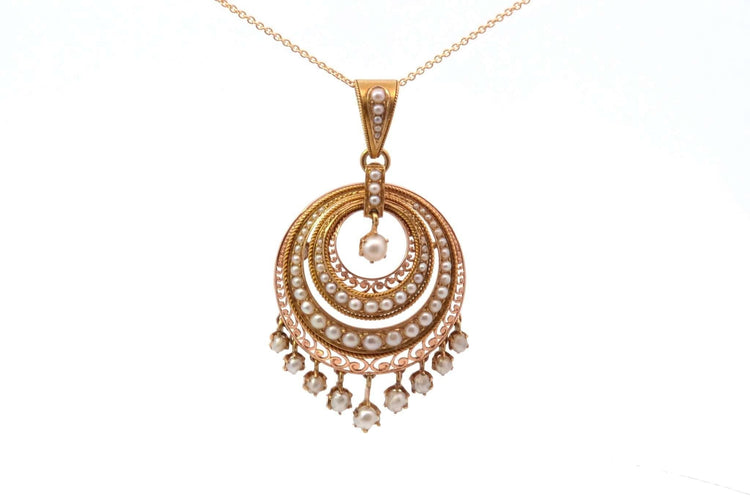 Collier Collier pendentif en or jaune 18k et perles fines 58 Facettes 26017