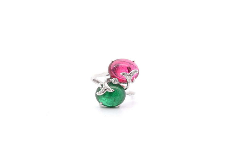 Bague 54 Bague en or blanc 18k avec tourmalines cabochons et diamants 58 Facettes 26158