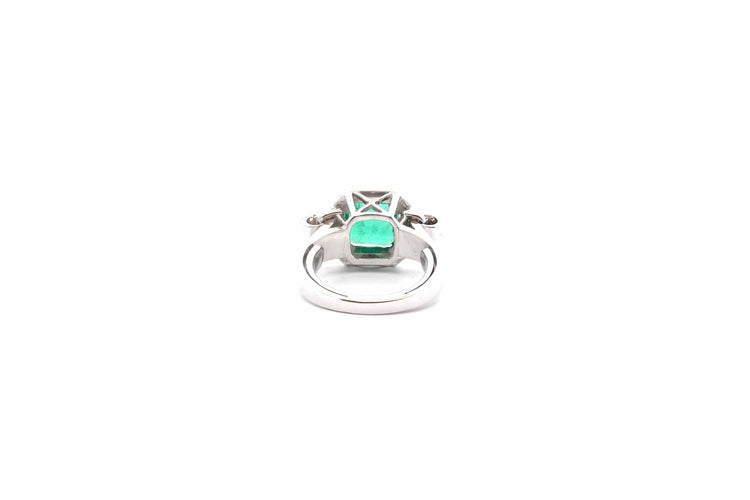 Bague 47 Bague vintage en or blanc 18k et platine, émeraude et diamants 58 Facettes 26359B-25909