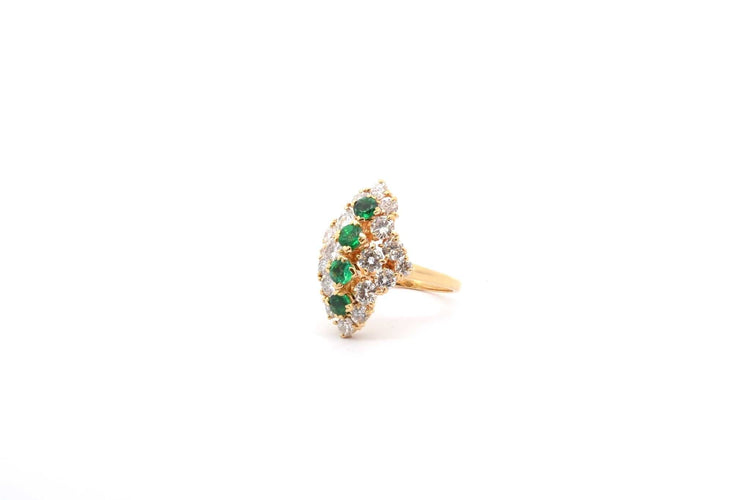 Bague 53 Bague vintage en or jaune 18k avec émeraudes et diamants 58 Facettes 26525dv