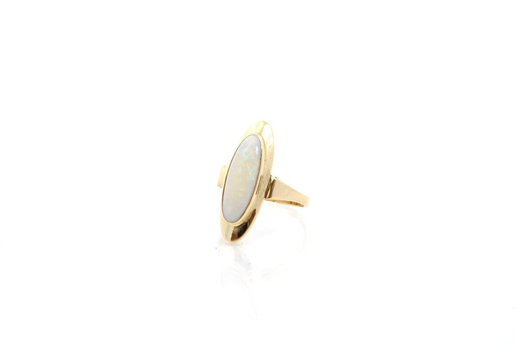 Bague 52 Bague vintage à opale en or 14k 58 Facettes 26579