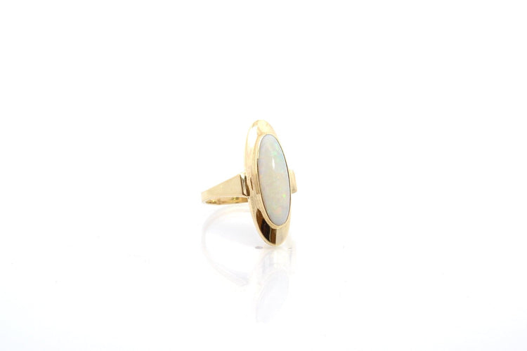 Bague 52 Bague vintage à opale en or 14k 58 Facettes 26579