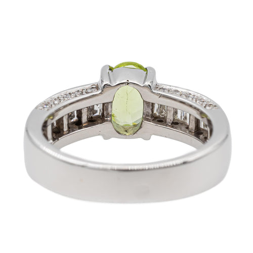 Bague 46 Bague en or blanc 18 carats avec péridot et diamants 58 Facettes 2675134CN