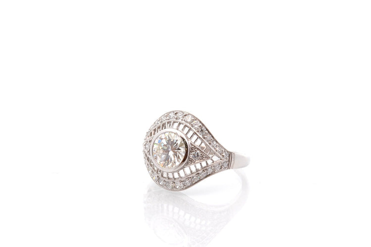 Bague 54 Bague en platine avec diamant 1,41 ct et entourage de diamants 58 Facettes 26866-27081