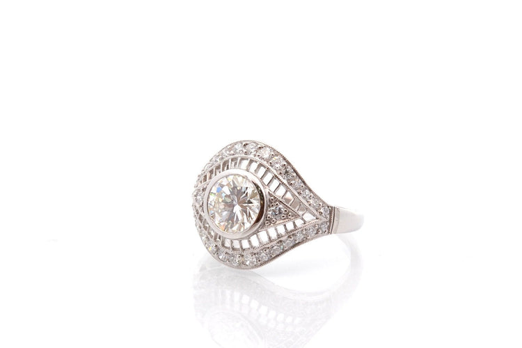 Bague 54 Bague en platine avec diamant 1,41 ct et entourage de diamants 58 Facettes 26866-27081
