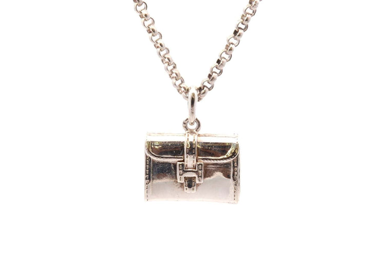 Collier Hermès - Collier en argent avec pendentif 58 Facettes 26908dv