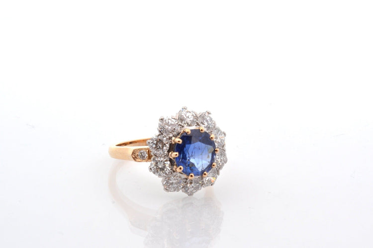 Bague 52 Bague saphir de Birman 2,19 ct et diamants en platine et or 18k 58 Facettes 27236-27417-27461
