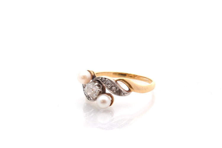 Bague 54 Bague ancienne en or 18k avec perles de culture et diamants 58 Facettes 27309