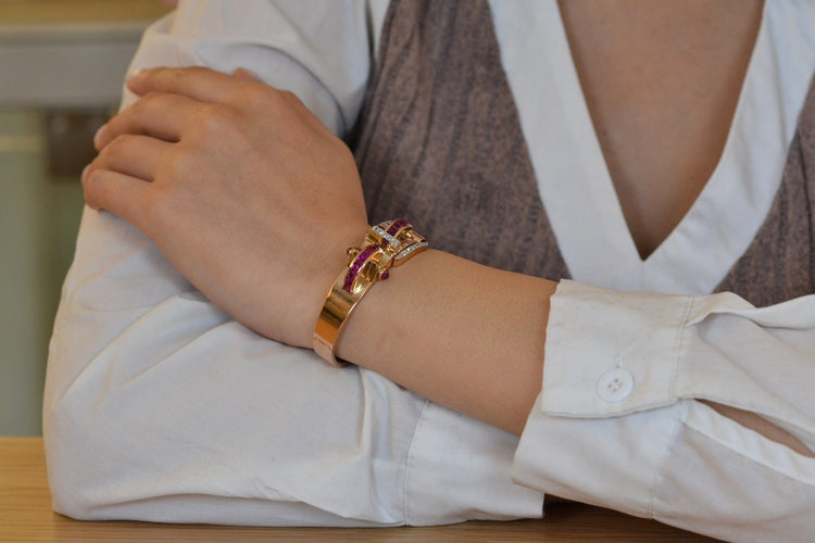Bracelet Bracelet tank rubis et diamants en or jaune 18k 58 Facettes 27365
