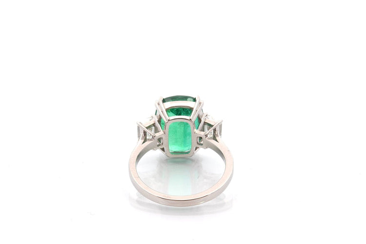 Bague 53.5 Bague en platine avec émeraude 5,44 ct et diamants 58 Facettes 27246-27247-27408-27218