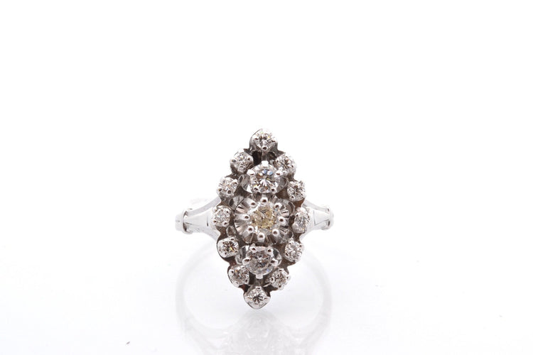 Bague 52 Bague vintage en or 18 carats et platine avec diamants 58 Facettes 27558