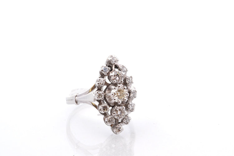 Bague 52 Bague vintage en or 18 carats et platine avec diamants 58 Facettes 27558