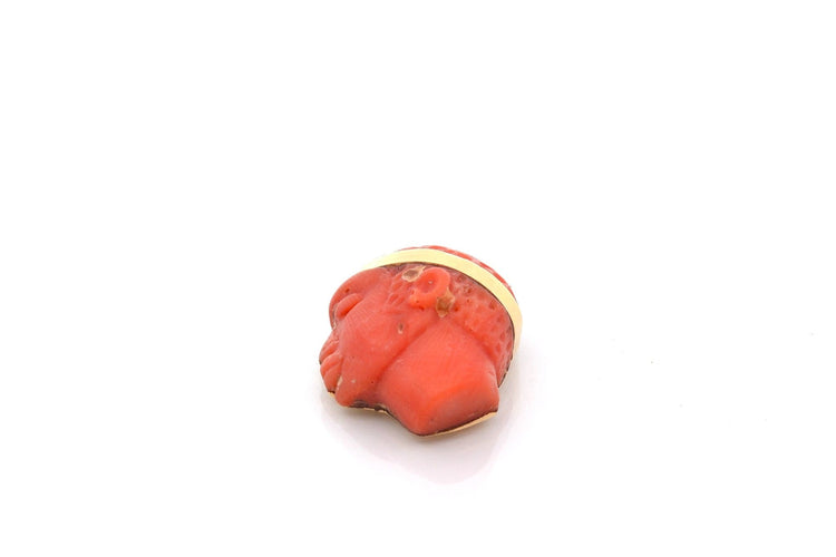 Pendentif Pendentif ancien en or 18k et corail 58 Facettes 27587