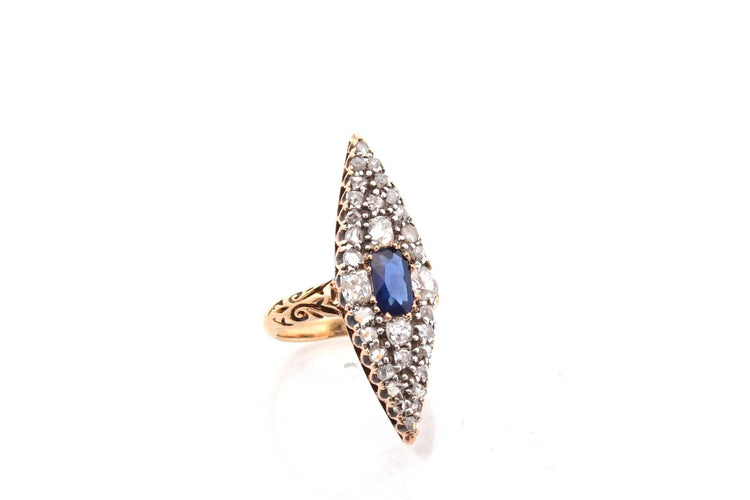 Bague 49 Bague marquise ancienne en or 18k, saphir et diamants 58 Facettes 27625