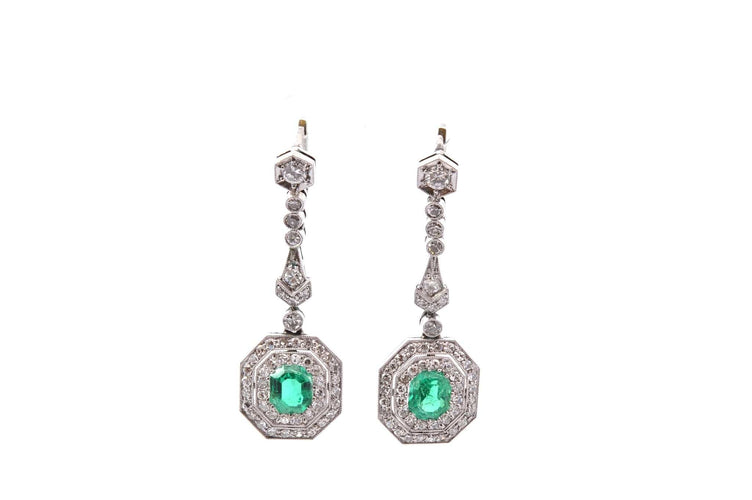 Boucles d'oreilles Boucles d’oreilles Art déco en platine, émeraudes et diamants 58 Facettes 27776dv