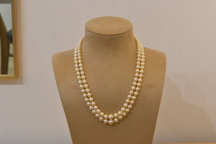 Collier Collier de perles de culture avec fermoir en or blanc 18k 58 Facettes 27807