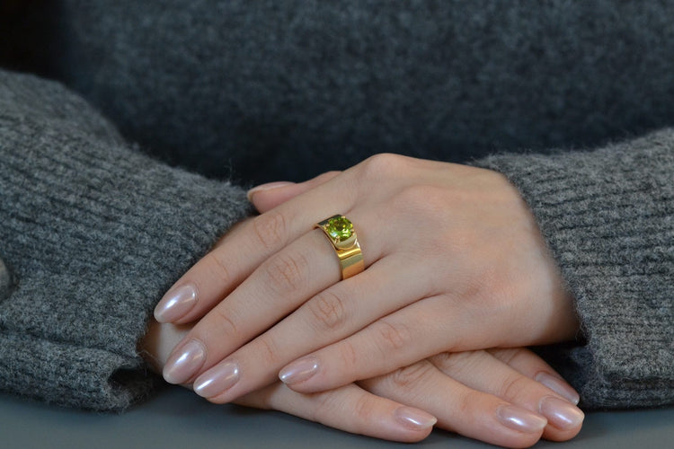 Bague 54 Dinh Van Sixtine - Bague en or 18k au péridot 58 Facettes 27821