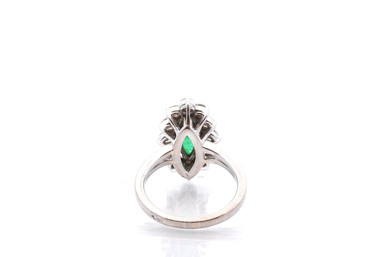 Bague 51 Bague vintage en or 18k et platine avec émeraude et diamants 58 Facettes 27832dv