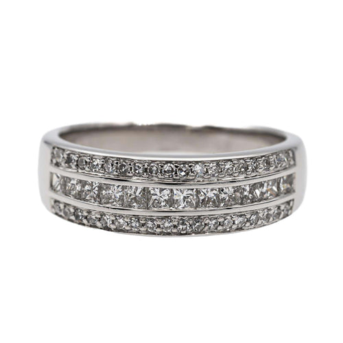 Bague 50 Bague Or blanc Diamant 58 Facettes 2783632CN