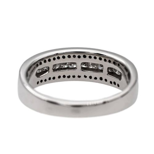 Bague 50 Bague Or blanc Diamant 58 Facettes 2783632CN