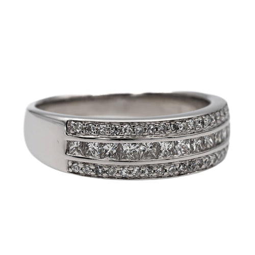 Bague 50 Bague Or blanc Diamant 58 Facettes 2783632CN