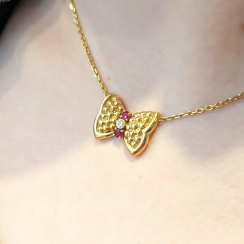 Collier Fred - Collier Nœud en or jaune, diamant et rubis 58 Facettes 28068
