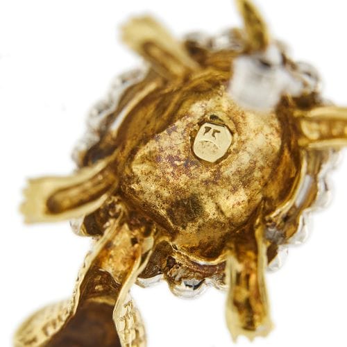 Broche Spilla tortue en or jaune et blanc 18 ct avec diamants 58 Facettes 28598