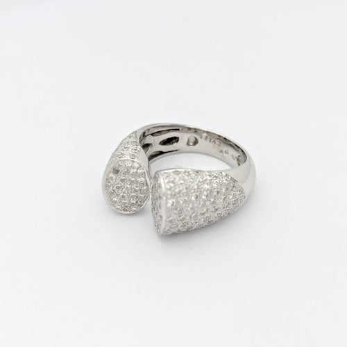 Bague 53 Bague en or blanc 18 carats pavée de diamants 58 Facettes 28797