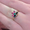 Bague 53 Bague florale en or jaune 18 carats avec rubis, saphirs et émeraude 58 Facettes 29575