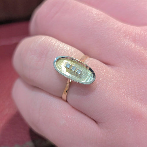 Bague 56 Bague en or jaune 18 carats et diamants 58 Facettes 29585