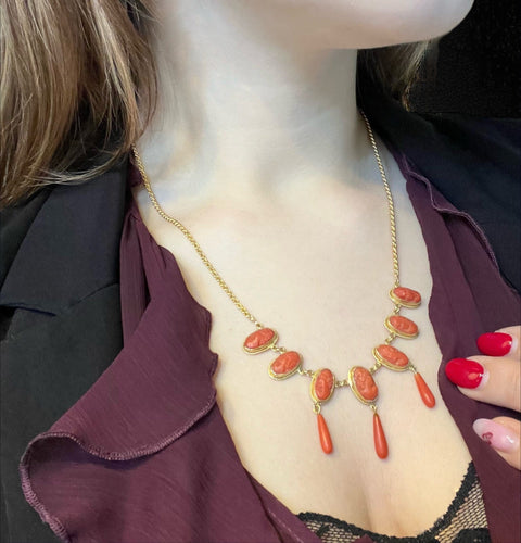 Collier Collier en or jaune orné de camées, inspiré de la Rome antique 58 Facettes