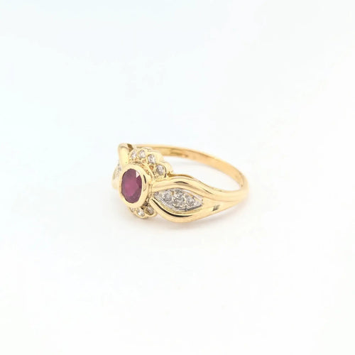 Bague 52 Bague en or jaune 18 carats avec diamants et rubis 58 Facettes 30483