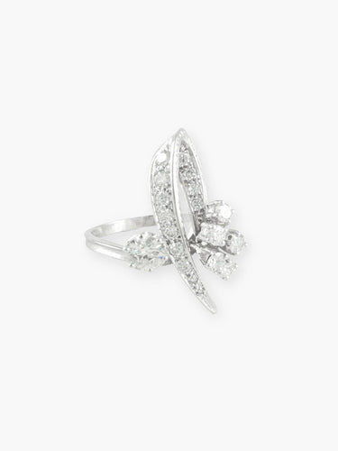 Bague 54.5 Bague « Ruban » ajourée pavée en or blanc 18 carats et diamants 58 Facettes 120042