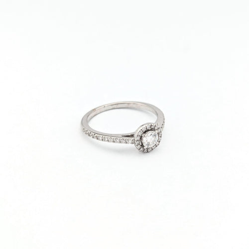 Bague 53 Bague en or blanc 18 carats et diamants 58 Facettes 31068