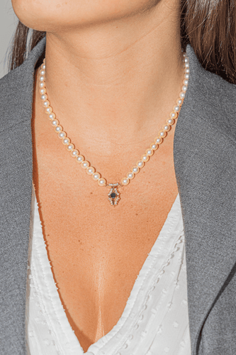 Collier Collier de perles de culture en or jaune 18 carats, saphir et diamants 58 Facettes 3116109RV
